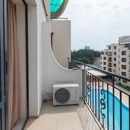 Apartment ❤studio With Kitchen & Balcony Pool View ❤rs❤ *